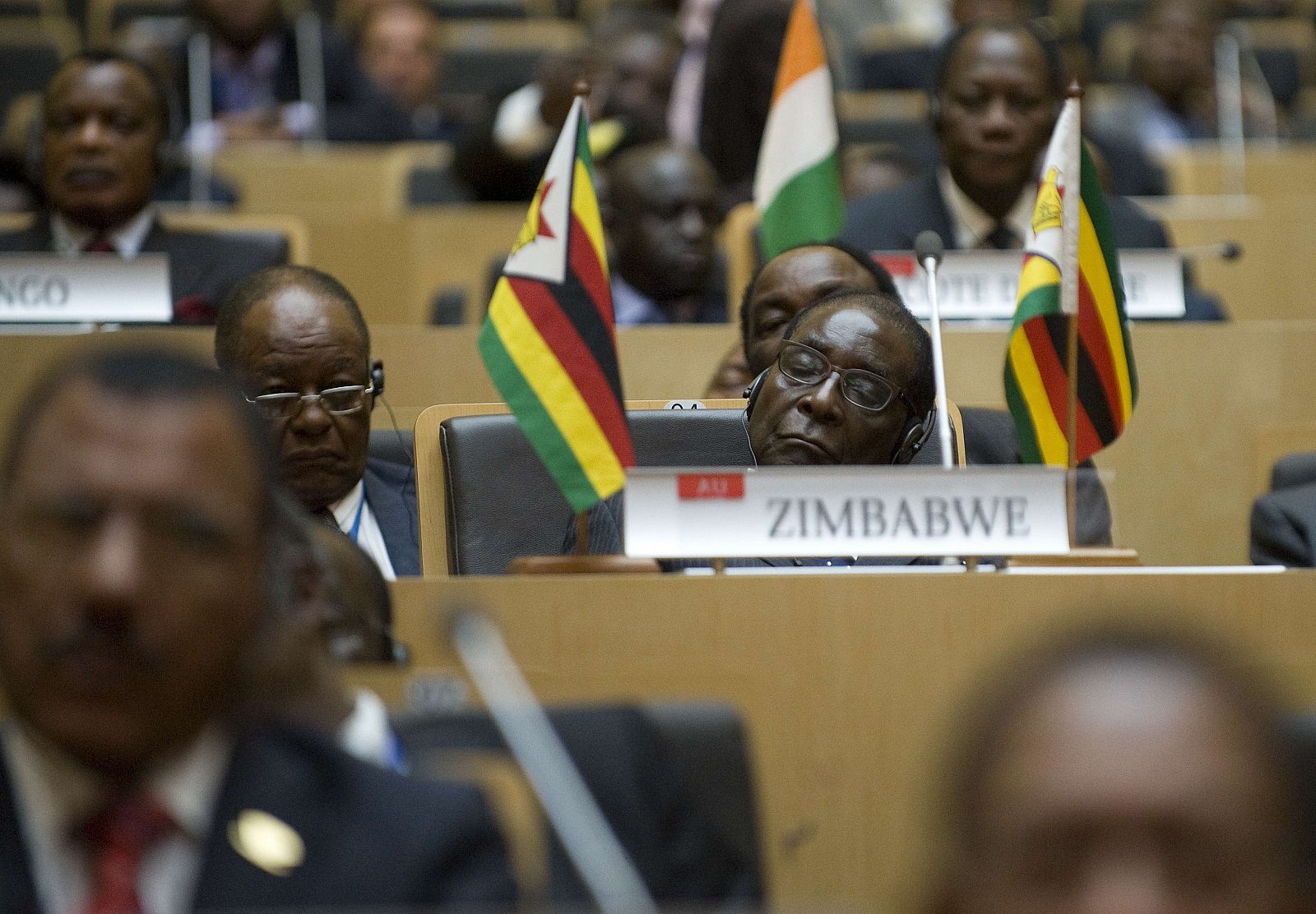 Mugabe, durante la inauguración del cuartel general de la Unión Africana, en Etiopía.