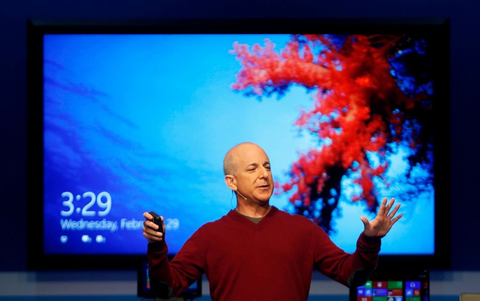 Steven Sinofsky durante la presentación del nuevo Windows 8 en el MWC