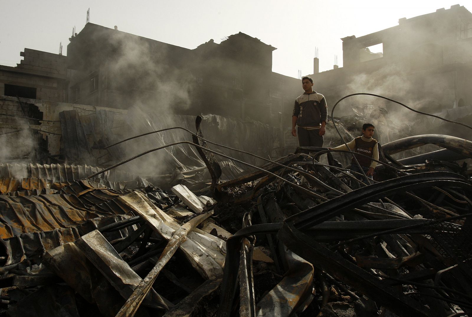 Imagen de uno de los edificios destruidos en el ataque israelí sobre Gaza este miércoles