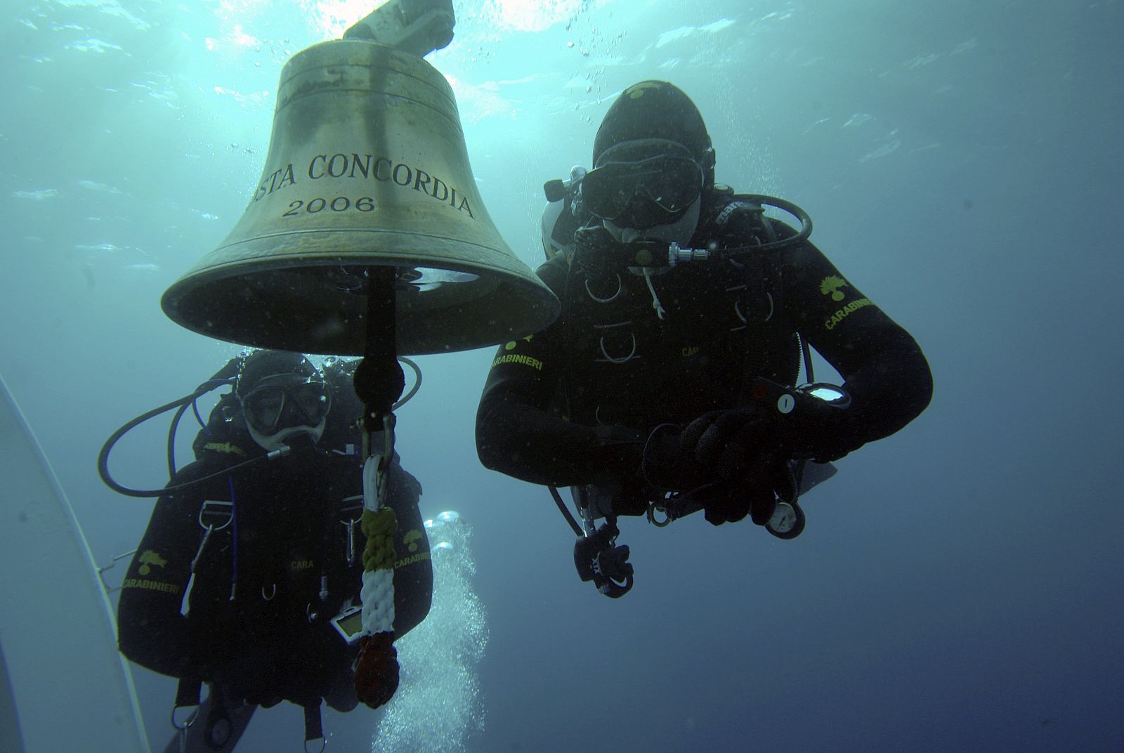 Imágen de archivo de la campana sumergida del Costa Concordia