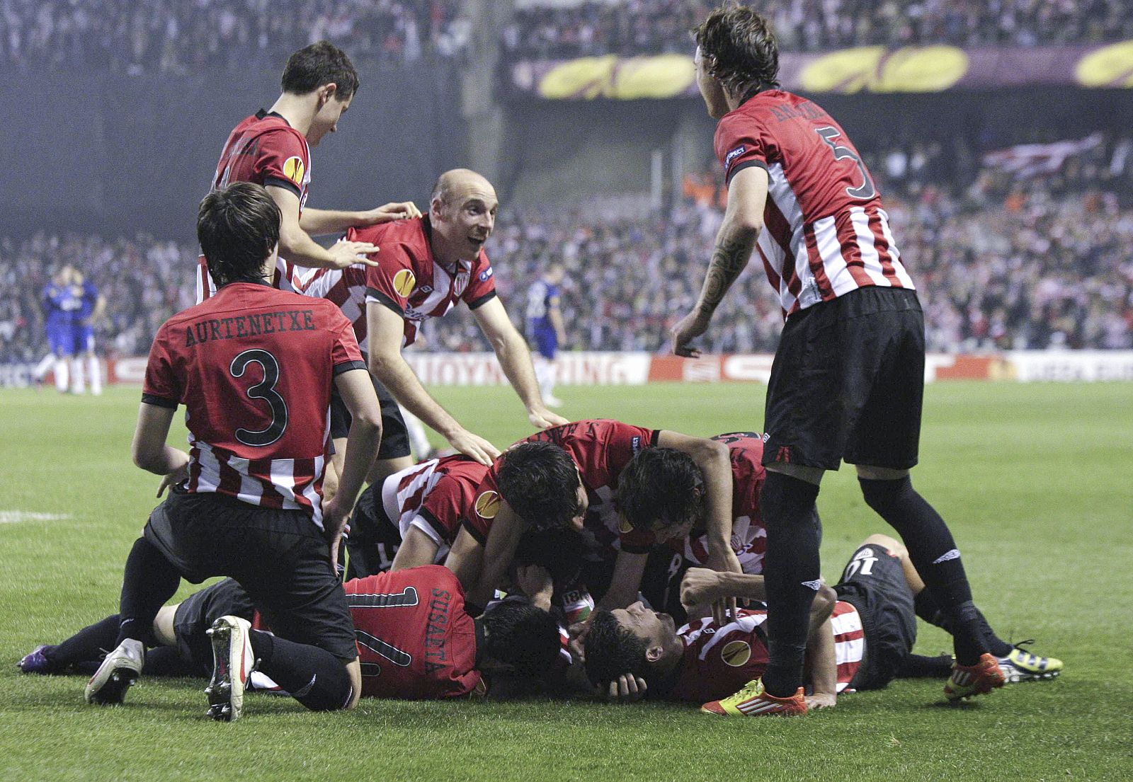 ATHLETIC-MANCHESTER UNITED
