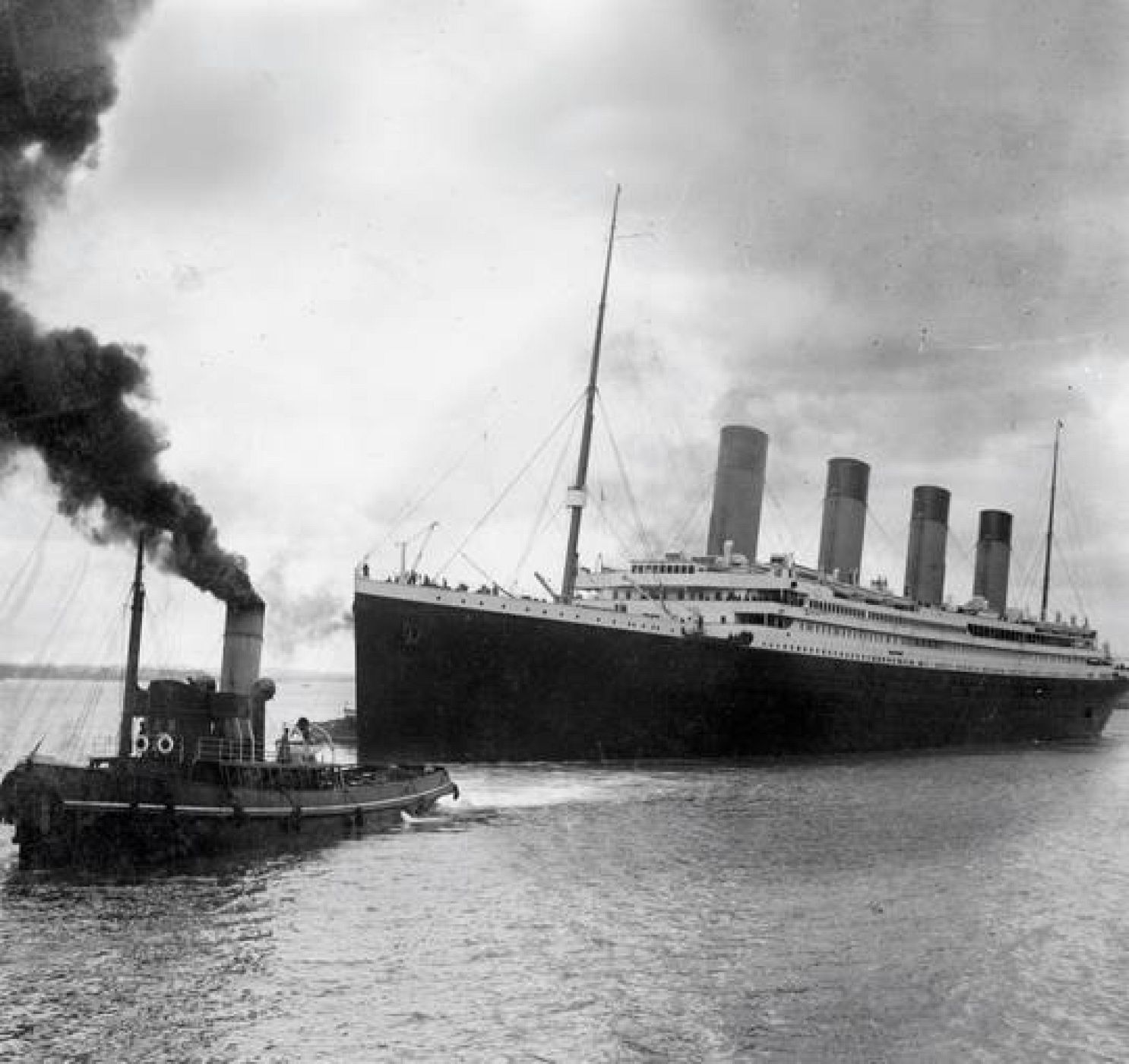 El Titanic abandonando el puerto de Southampton el 10 de abril de 1912