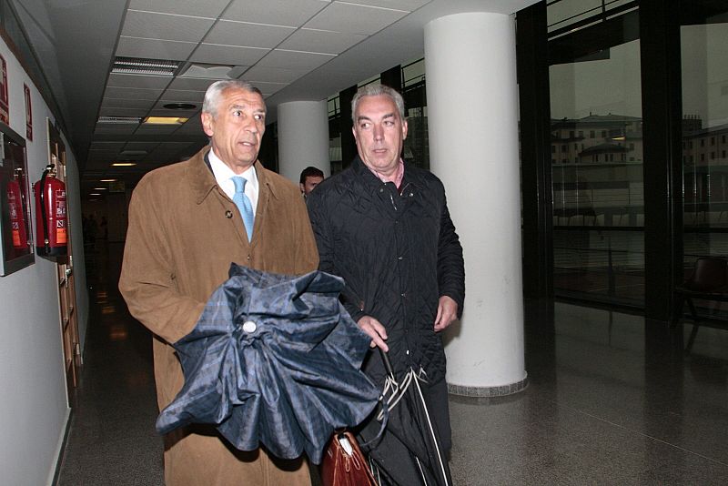 EL EMPRESARIO AMIGO LLEGA AL JUZGADO PARA DECLARAR ANTE LA JUEZA SAN JOSÉ