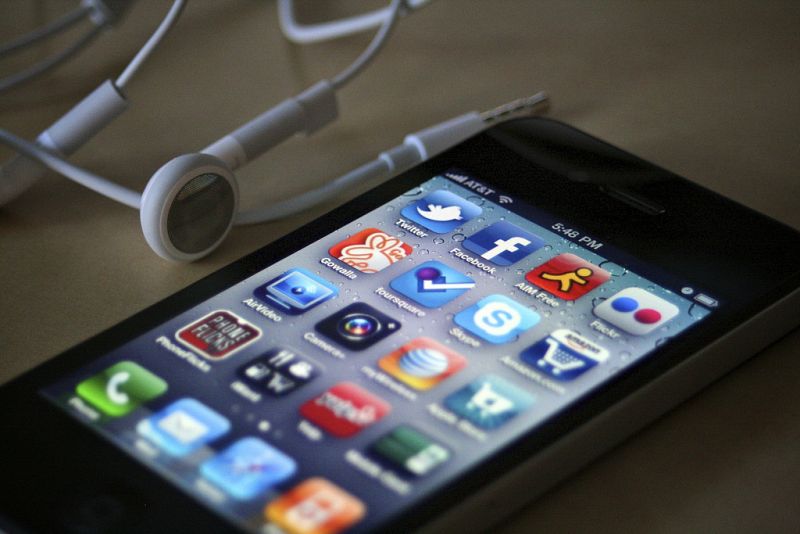 El acceso a las redes sociales se ha multiplicado por los dispositivos móviles