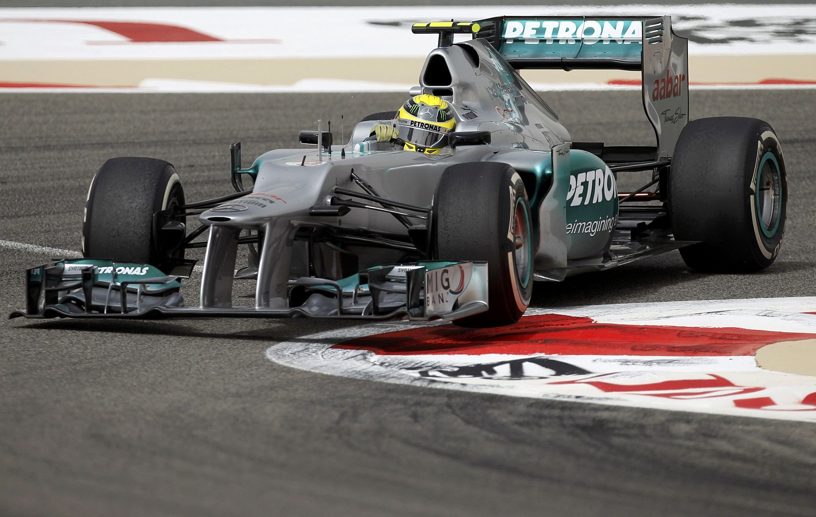 Rosberg en una sesión de entrenamiento en el Gran Premio de Baréin