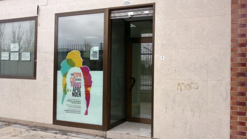 Fachada de la Academia para Todos, en Zaragoza