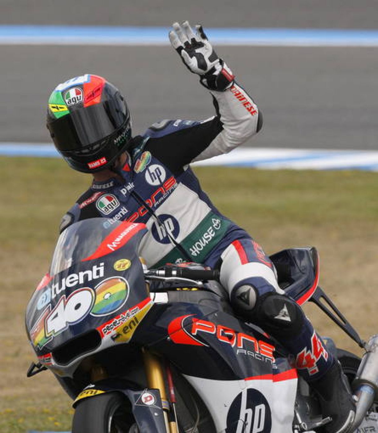 El piloto español de Kalex Pol Espargaró ha ganado en Jerez y es segundo de la general.