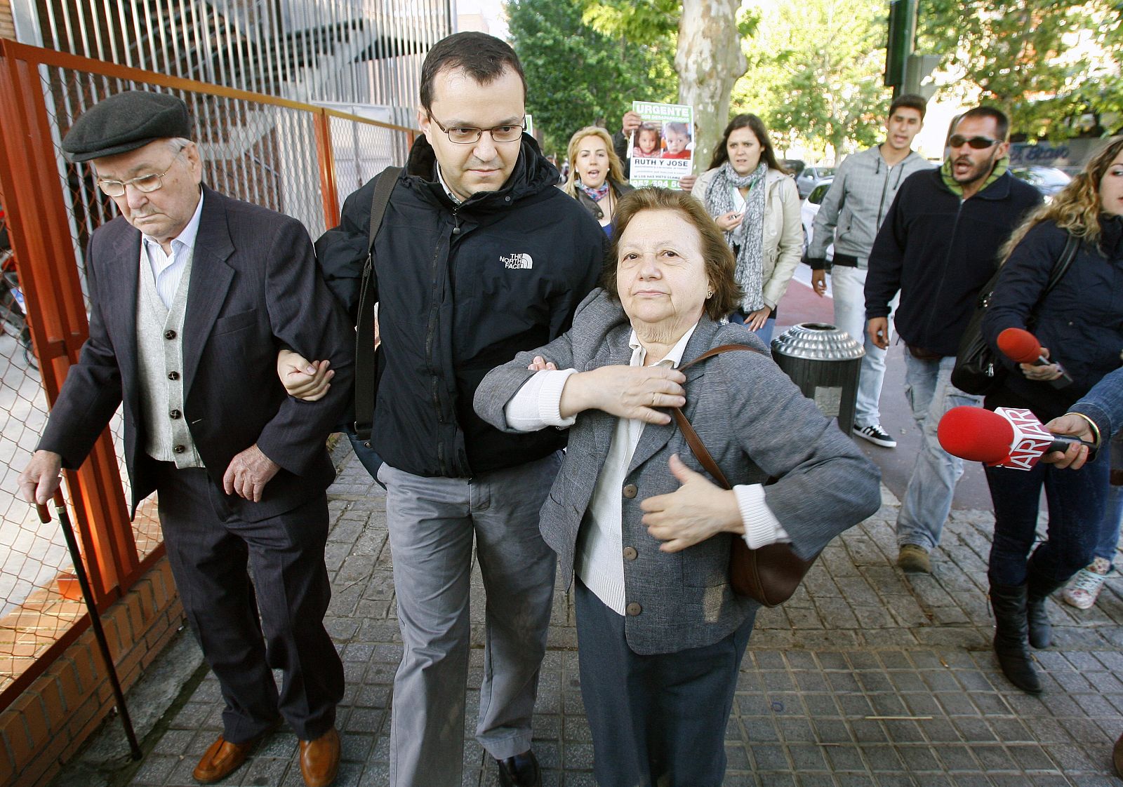 Abuelos paternos niños desaparecidos de Córdoba