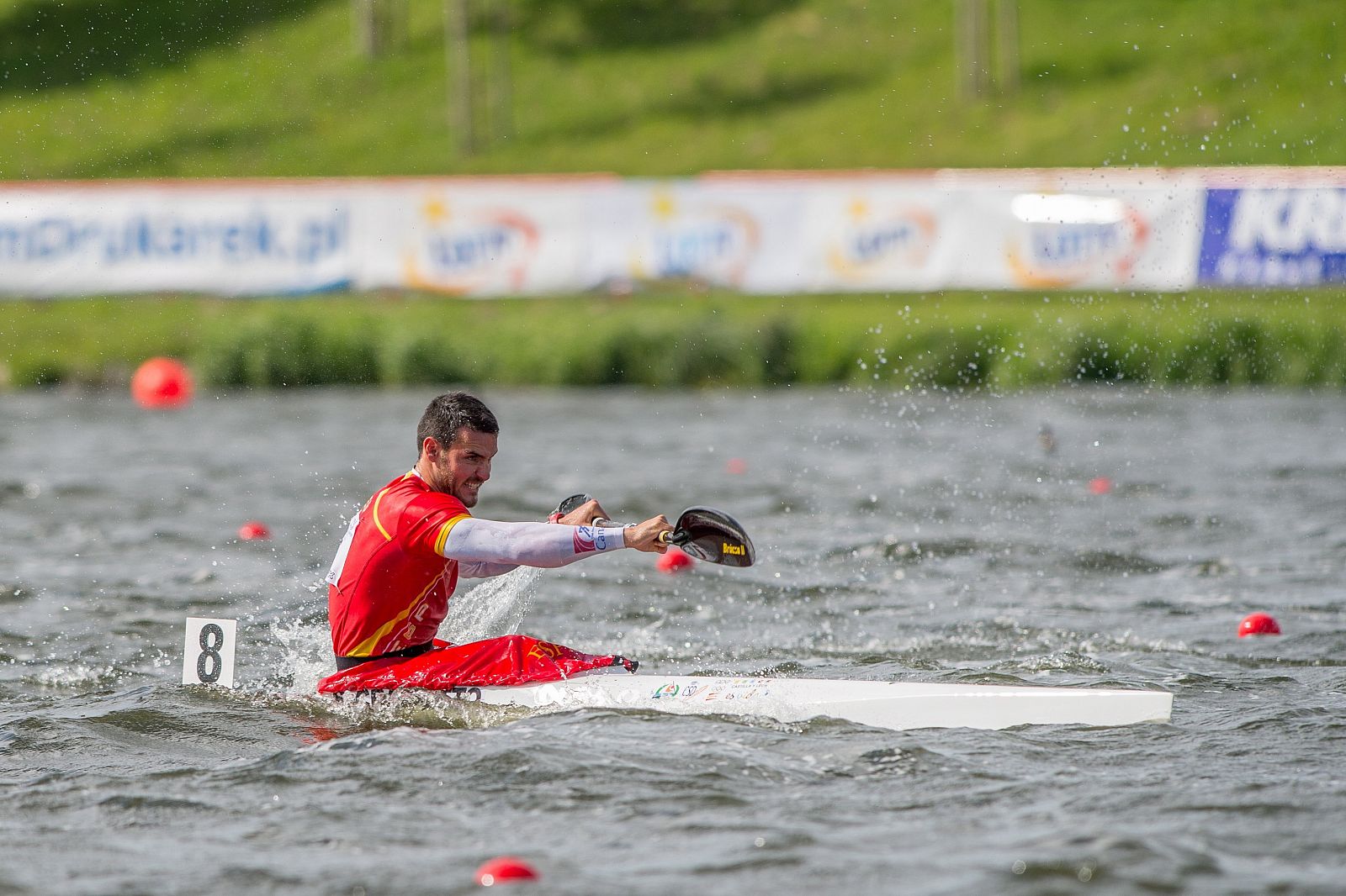 El español Saúl Craviotto compite en el Preolímpico europeo de piragüismo en el lago Malta en Poznan