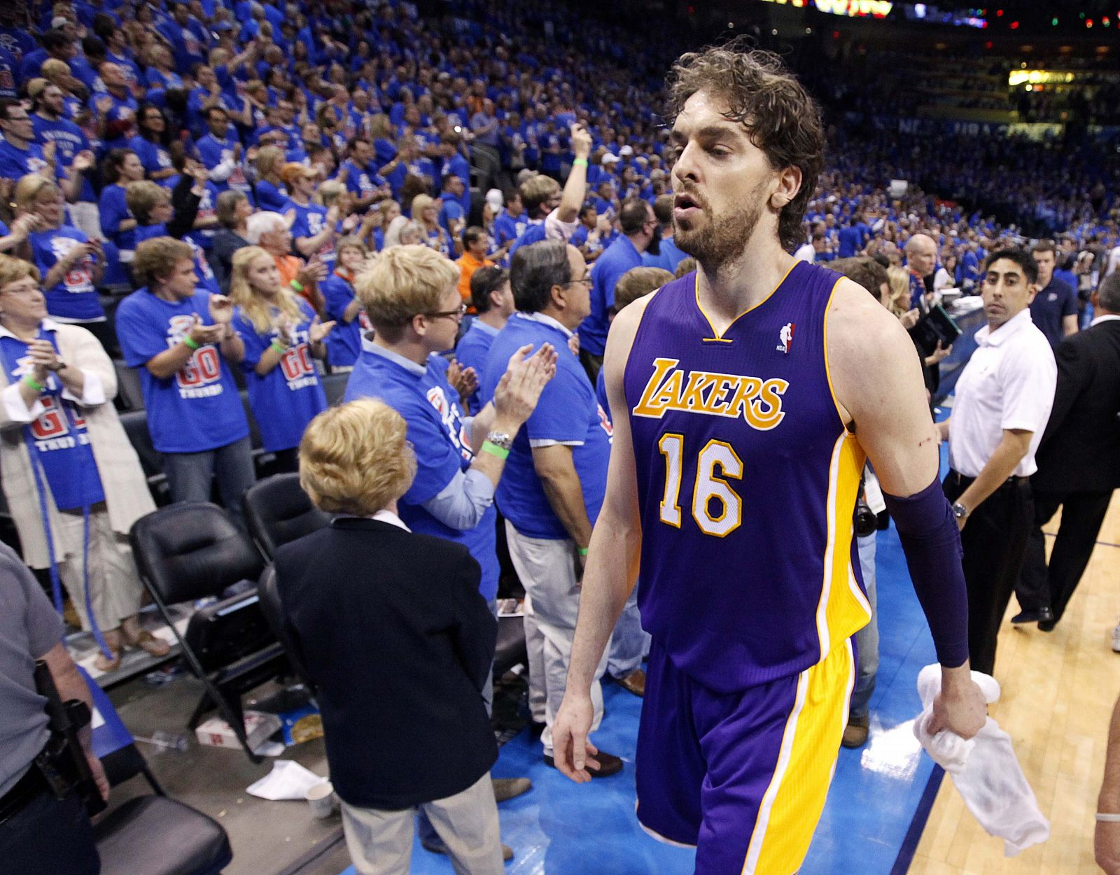 Pau Gasol, de los Angeles Lakers, en el último partido de su equipo esta temporada tras caer ante Oklahoma City Thunder.