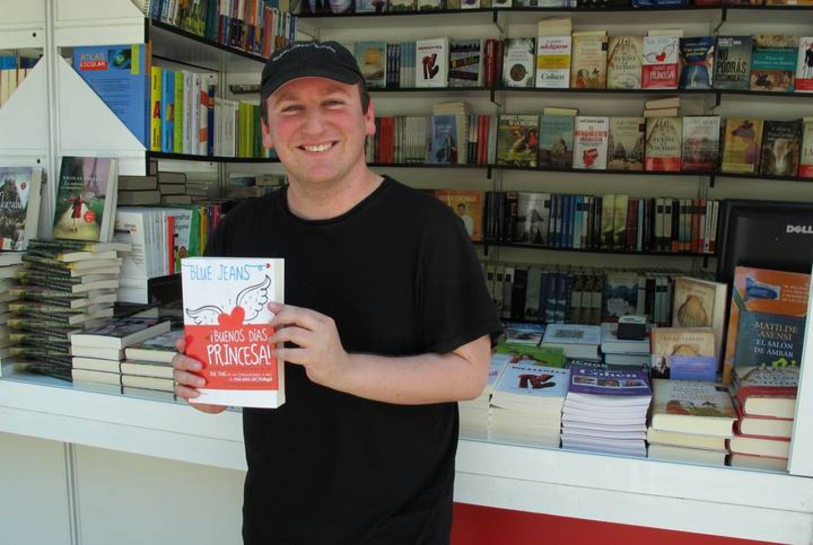  Francisco de Paula, ayer, en la Feria del Libro