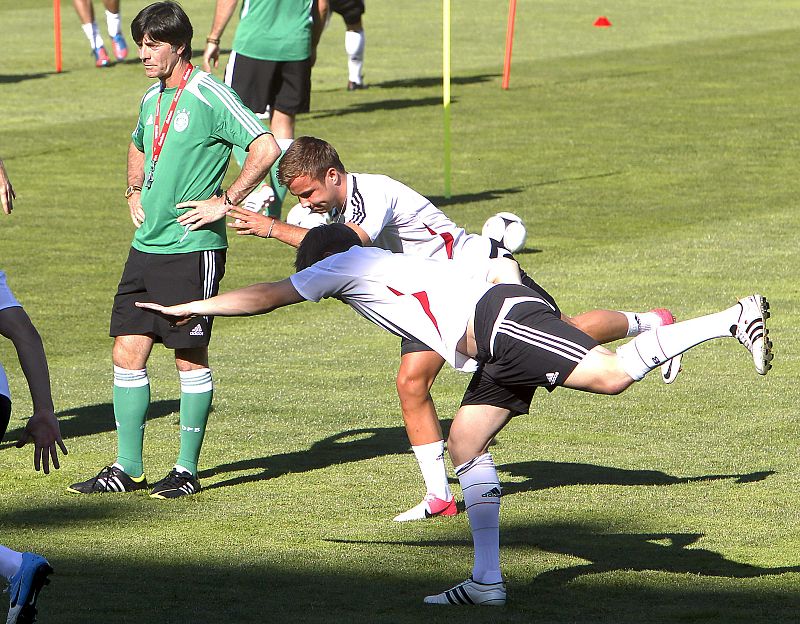 Jugadores alemanes en una sesión de entrenamiento en Lviv, Ucrania