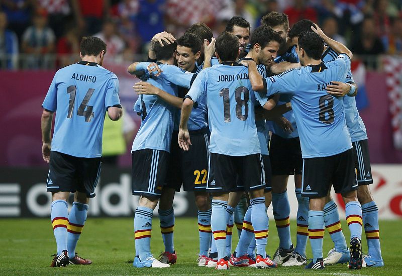 Spain's Navas celebrates his goal against Croatia with team mates during Euro 2012 soccer match in Gdansk