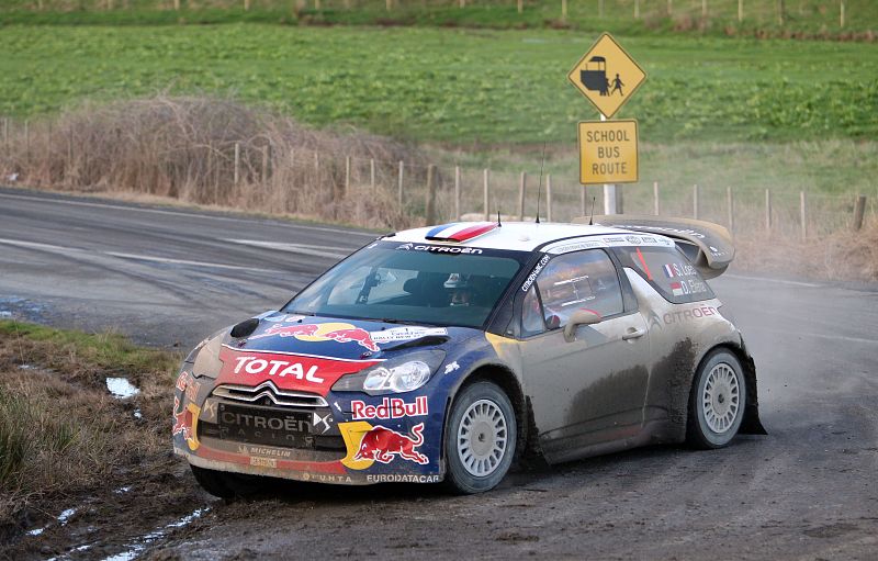 Sebastian Loeb conduce su coche durante uno de los tramos del Rally de Nueva Zelanda