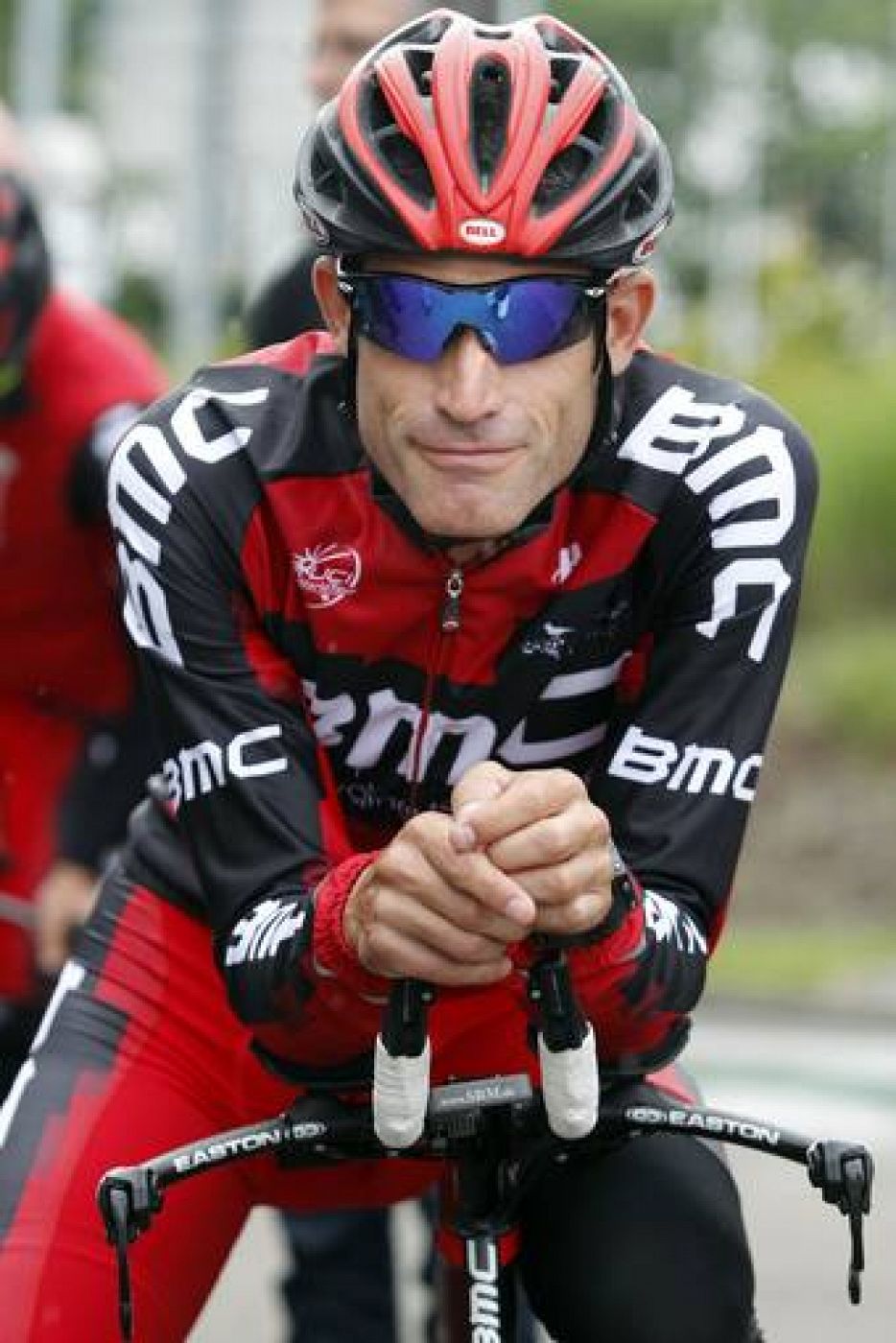 Experto Indiferencia mostrador Tour de Francia 2012 | Homenaje | George Hincapie, bicicleta dorada por su  récord de participaciones en el Tour - RTVE.es