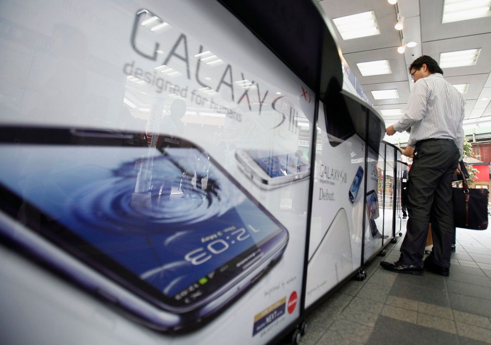 La firma Samsung sacará a la venta el nuevo Galaxy Note solo dos meses después del gran éxito del S III
