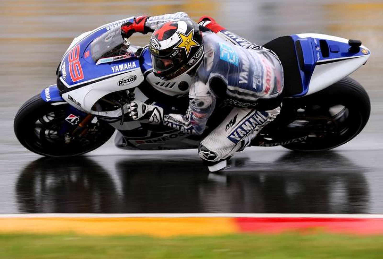 Jorge Lorenzo, durante el GP de Alemania que terminó segundo tras la caída de Stoner.