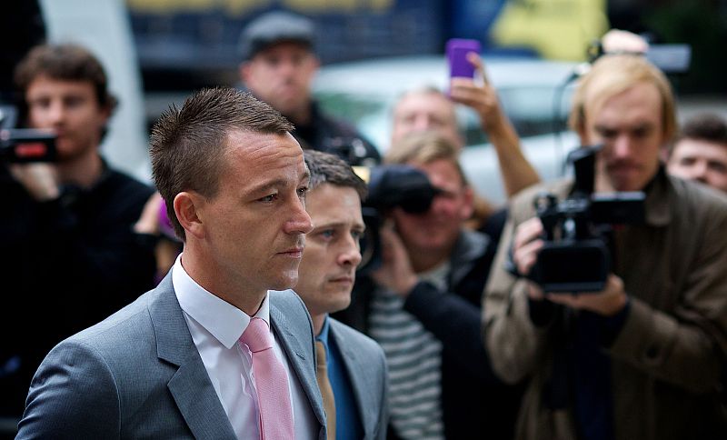 John Terry, capitán del Chelsea y jugador de la selección inglesa llegando al Tribunal de Westminster (Londres).
