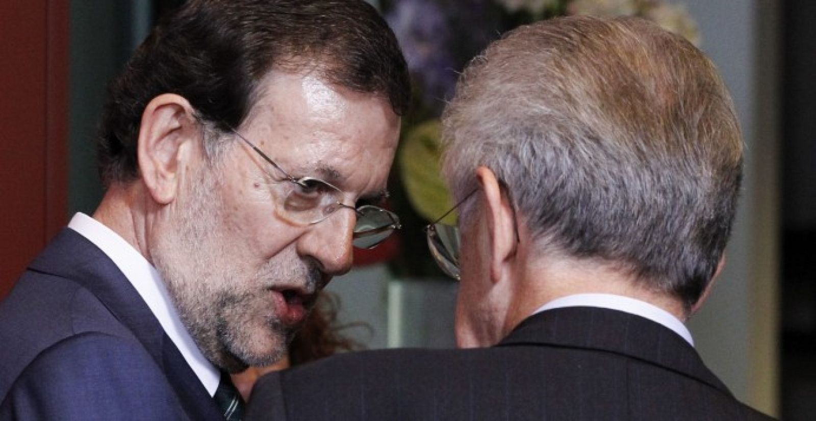 Mariano Rajoy y Mario Monti juegan sus cartas para que el BCE responda a su llamada de auxilio y compre deuda de España e Italia.