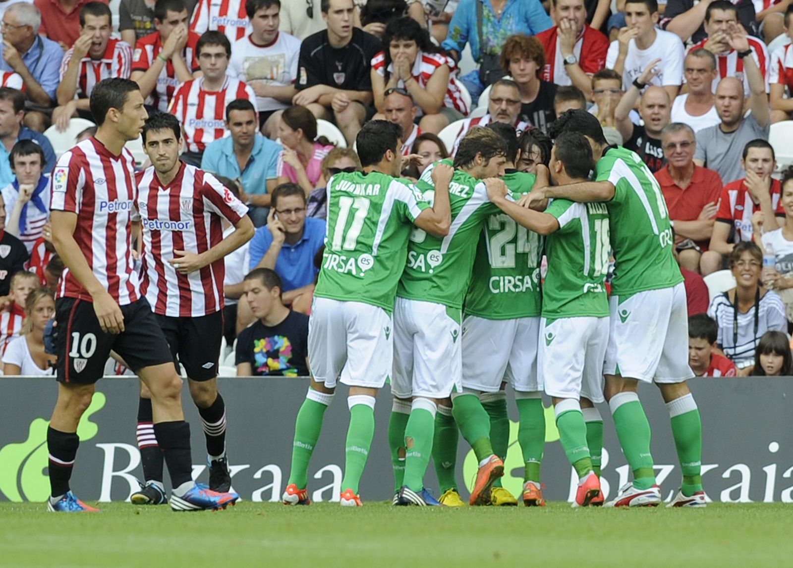 El Betis se ha llevado la victoria de San Mamés.