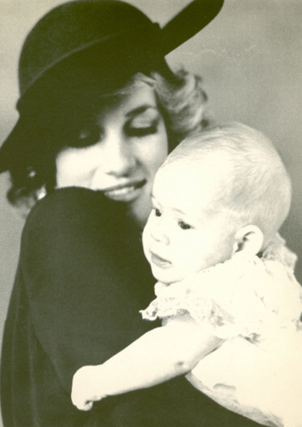 princesa Diana con su hijo mayor Guillermo