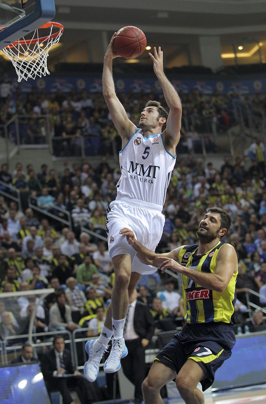 FENERBAHCE VS. REAL MADRID