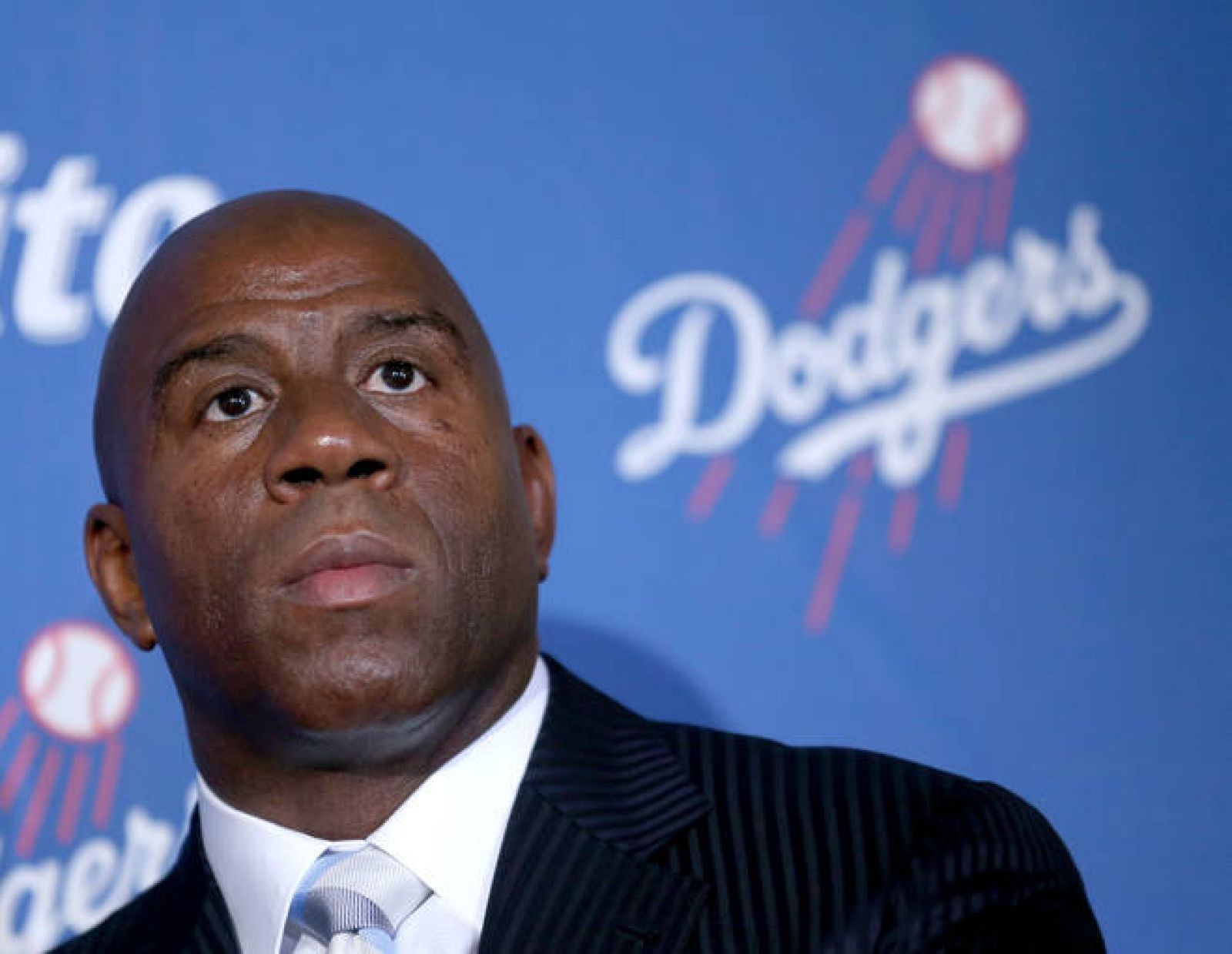 Imagen de Earvin 'Magic' Johnson tras una presentación en Los Ángeles.