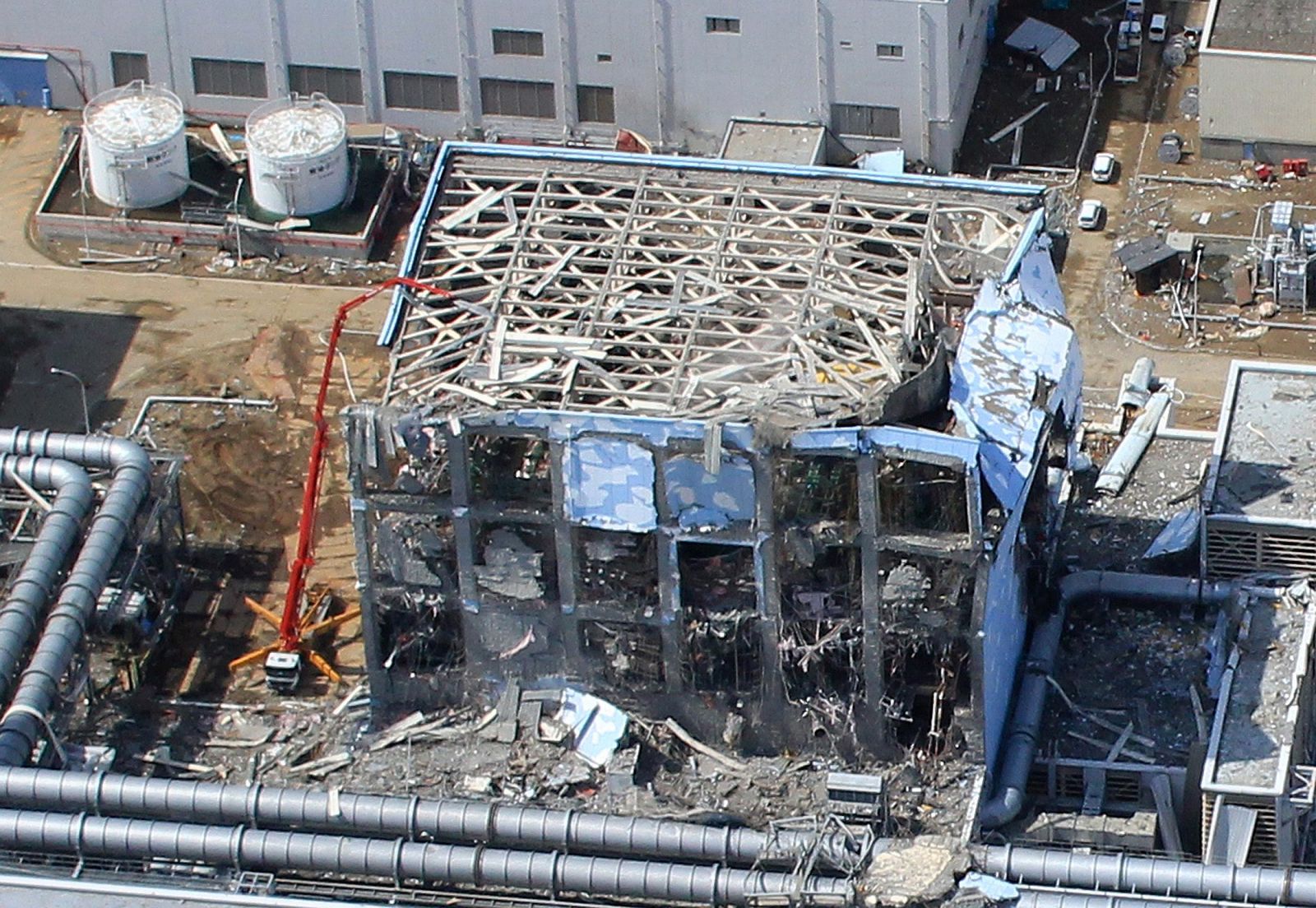 Vista aérea de la central de Fukushima Daiichi, tomada el 24 de marzo