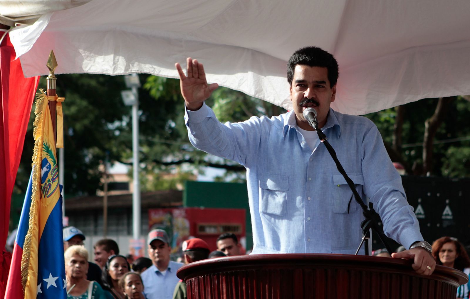 Maduro dice que las noticias que llegan de Cuba sobre Chávez son "muy alentadoras"