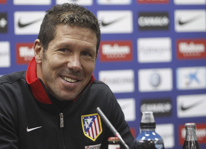 SIMEONE: "FALCAO ESTÁ BIEN Y CASI SEGURO JUGARÁ"
