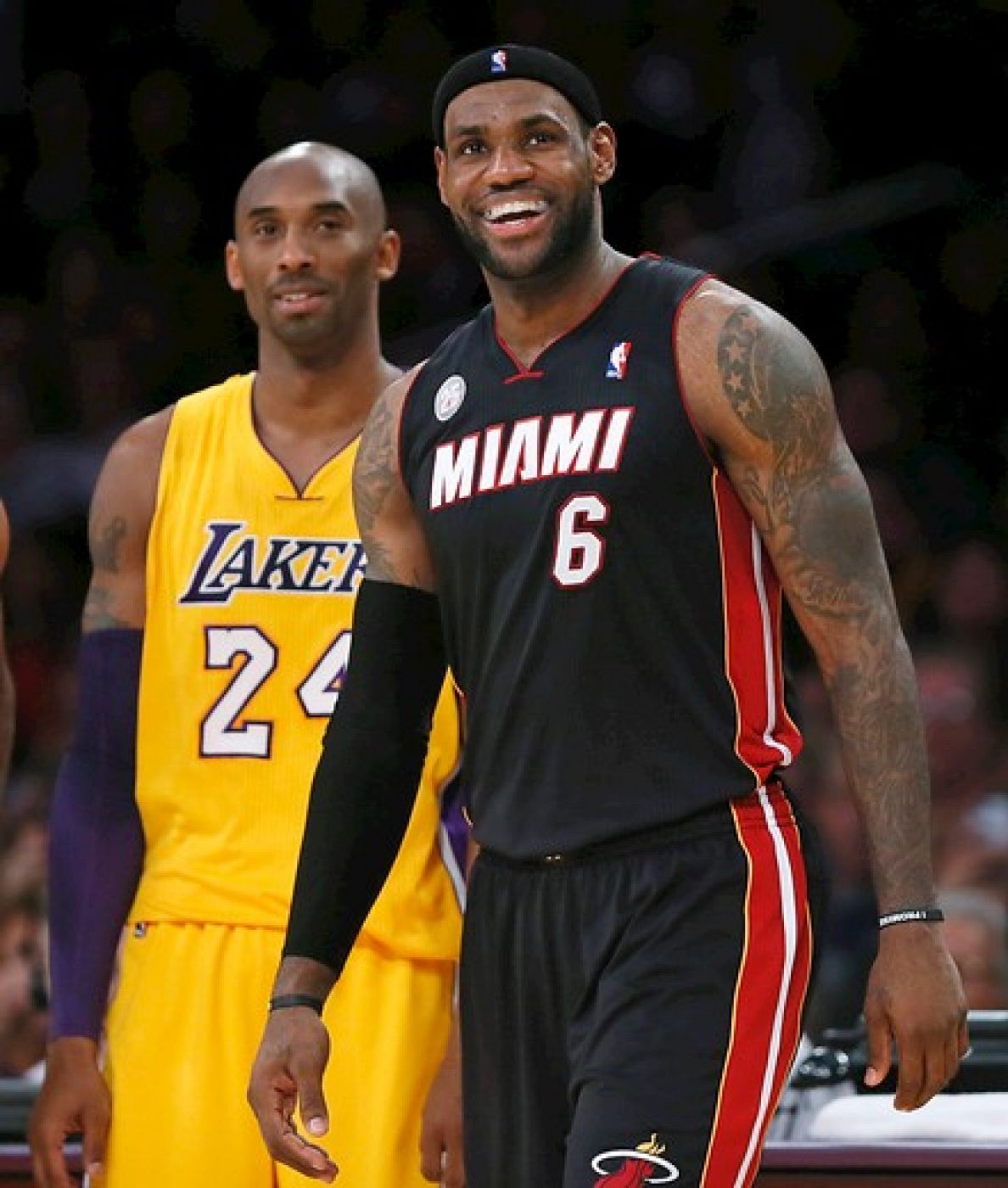 Kobe Bryant y LeBron James encabezarán los quintetos del All Star.