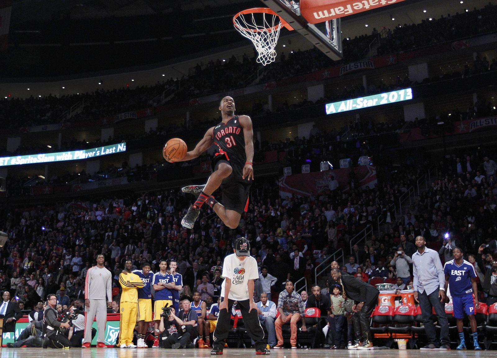 East All-Star Terrence Ross of the Toronto Raptors competes in the slam dunk contest during the NBA basketball All-Star weekend in Houston