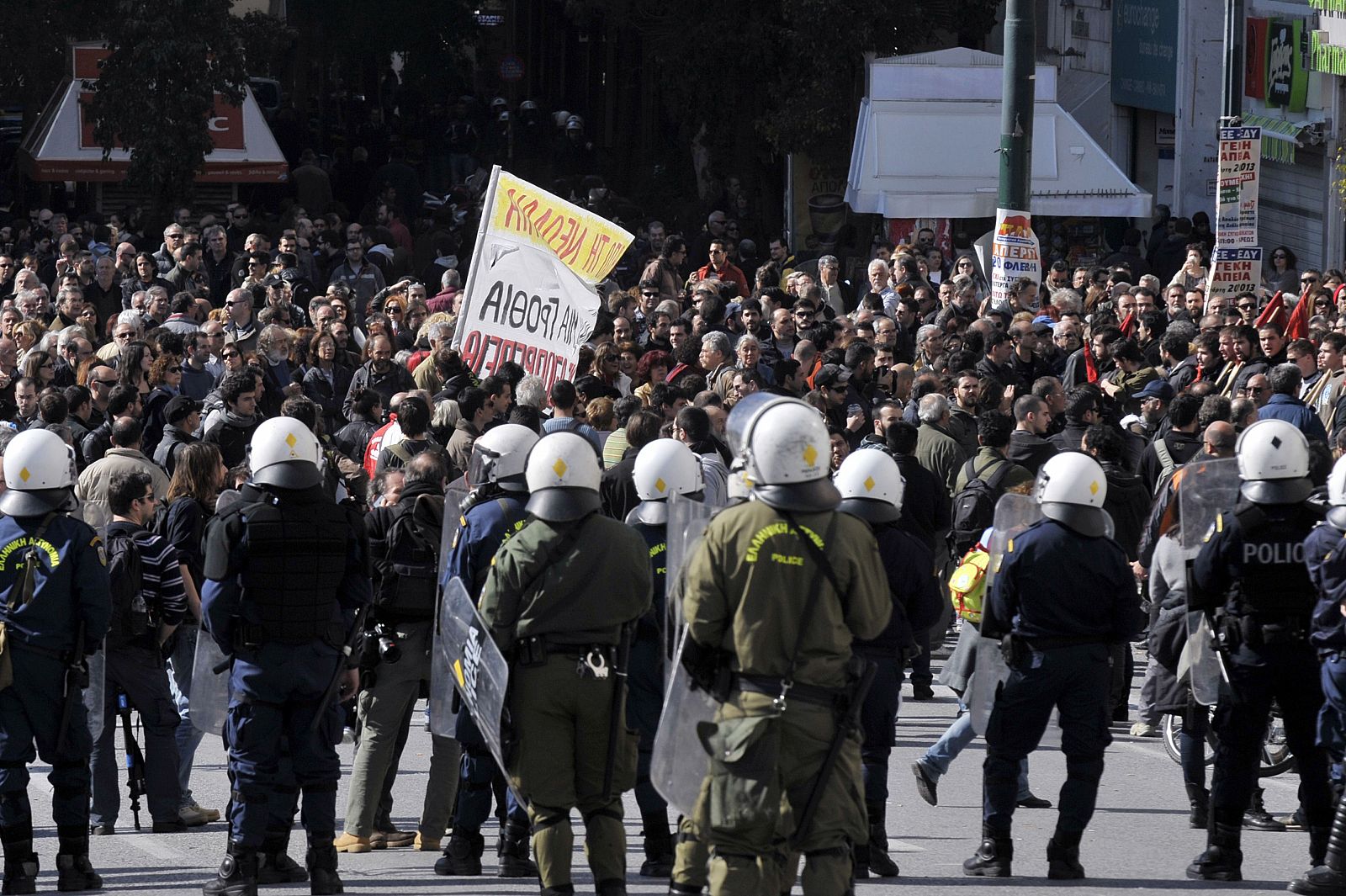 Manifestantes en el centro de Atenas