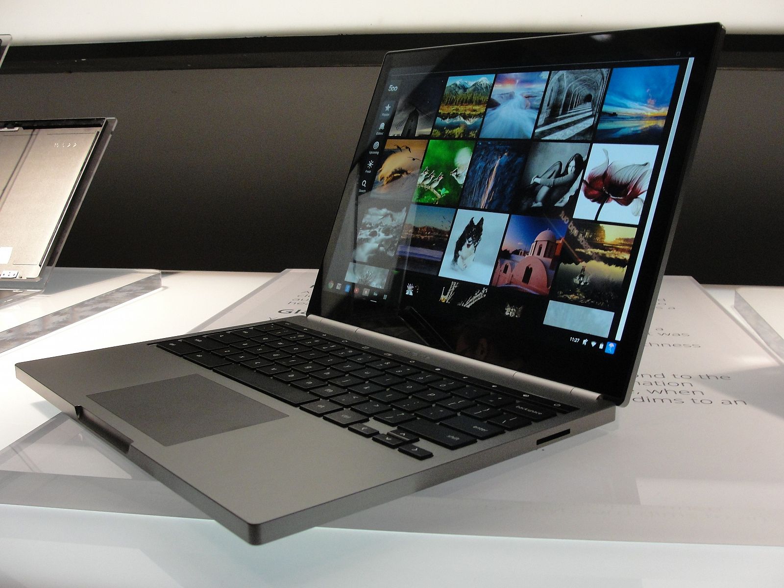 Imagen del nuevo ordenador de Google, el Chromebook Pixel