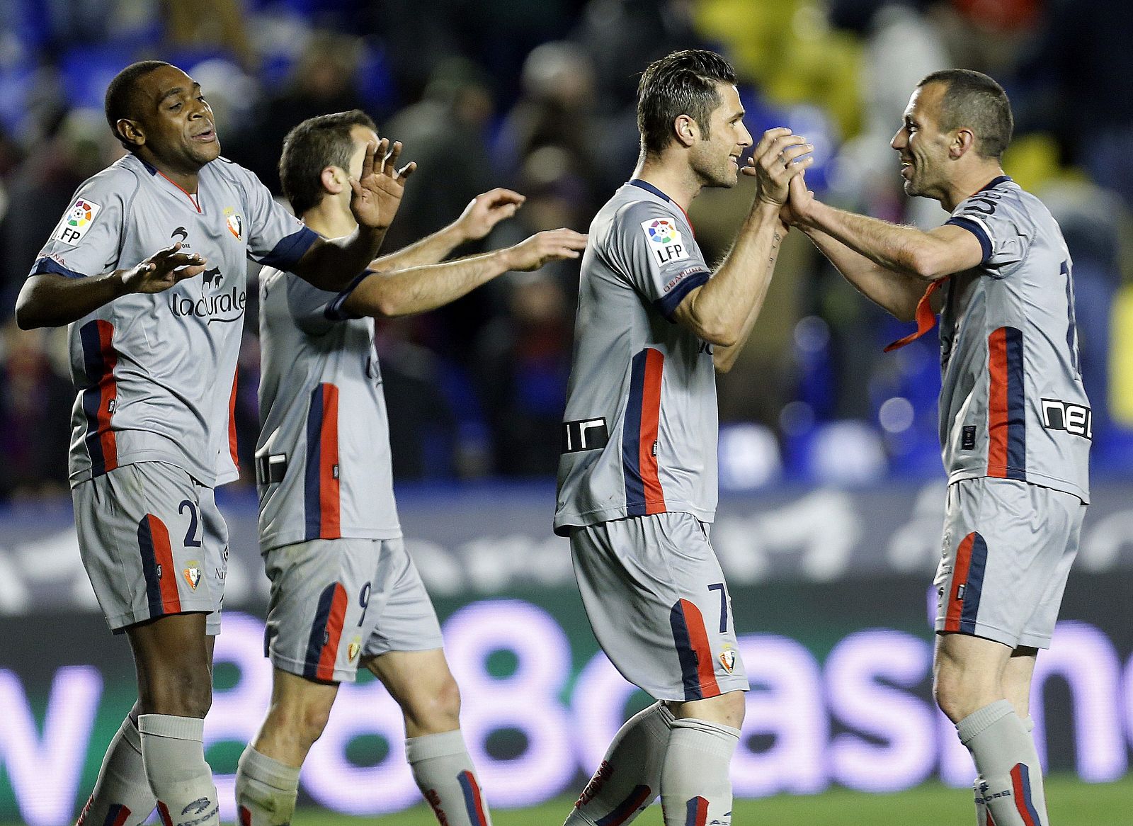 Osasuna sorprende al Levante con dos mazazos en el último suspiro (0-2)