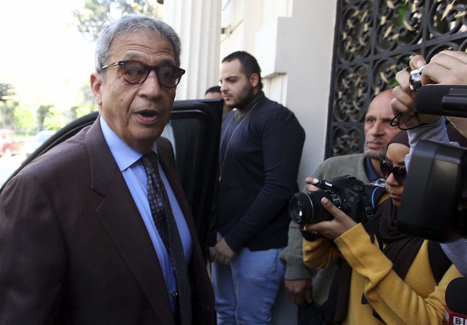 Amr Moussa, en un encuentro de la coalición opositora de Egipto