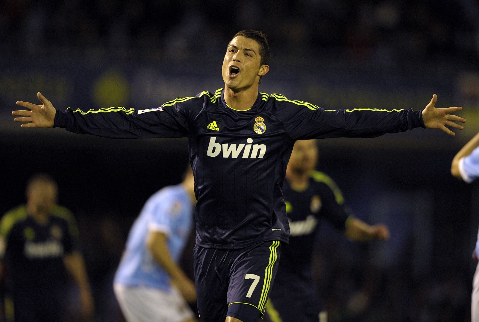 Cristiano Ronaldo celebra el primer gol del Madrid en Balaídos.