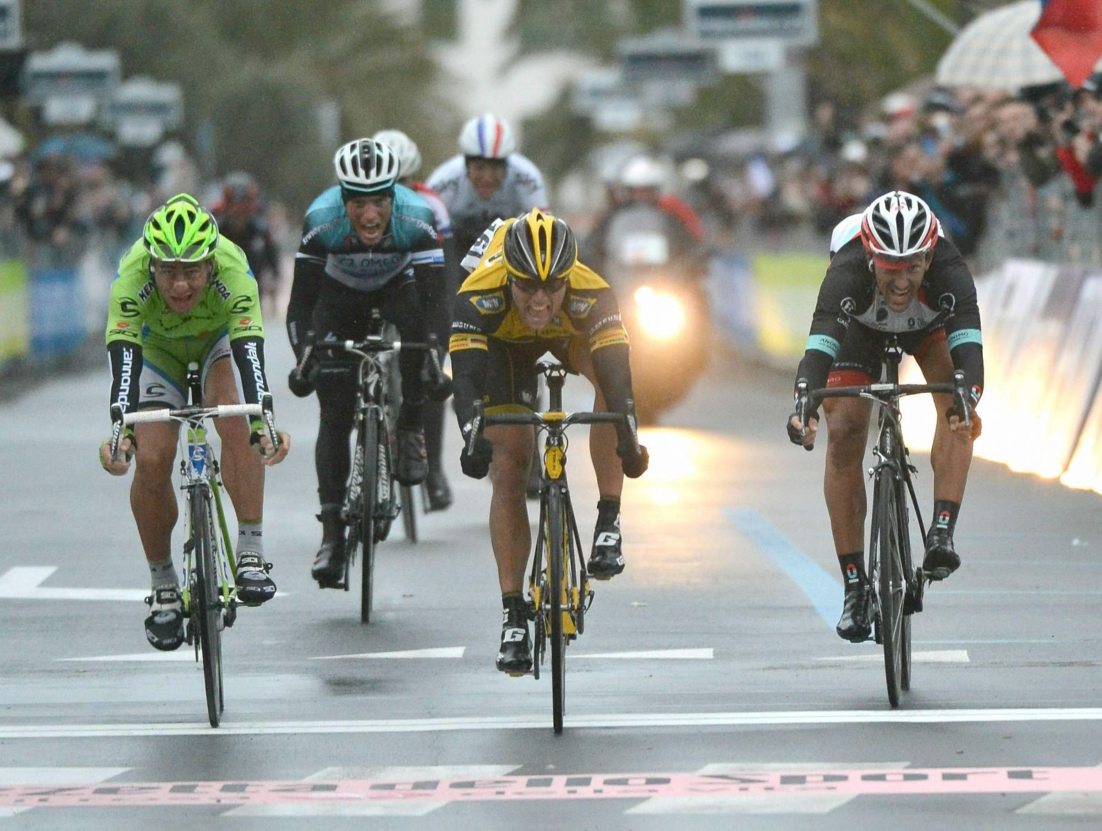 El alemán Gerald Ciolek se impone en el esprint de la Milán - San Remo