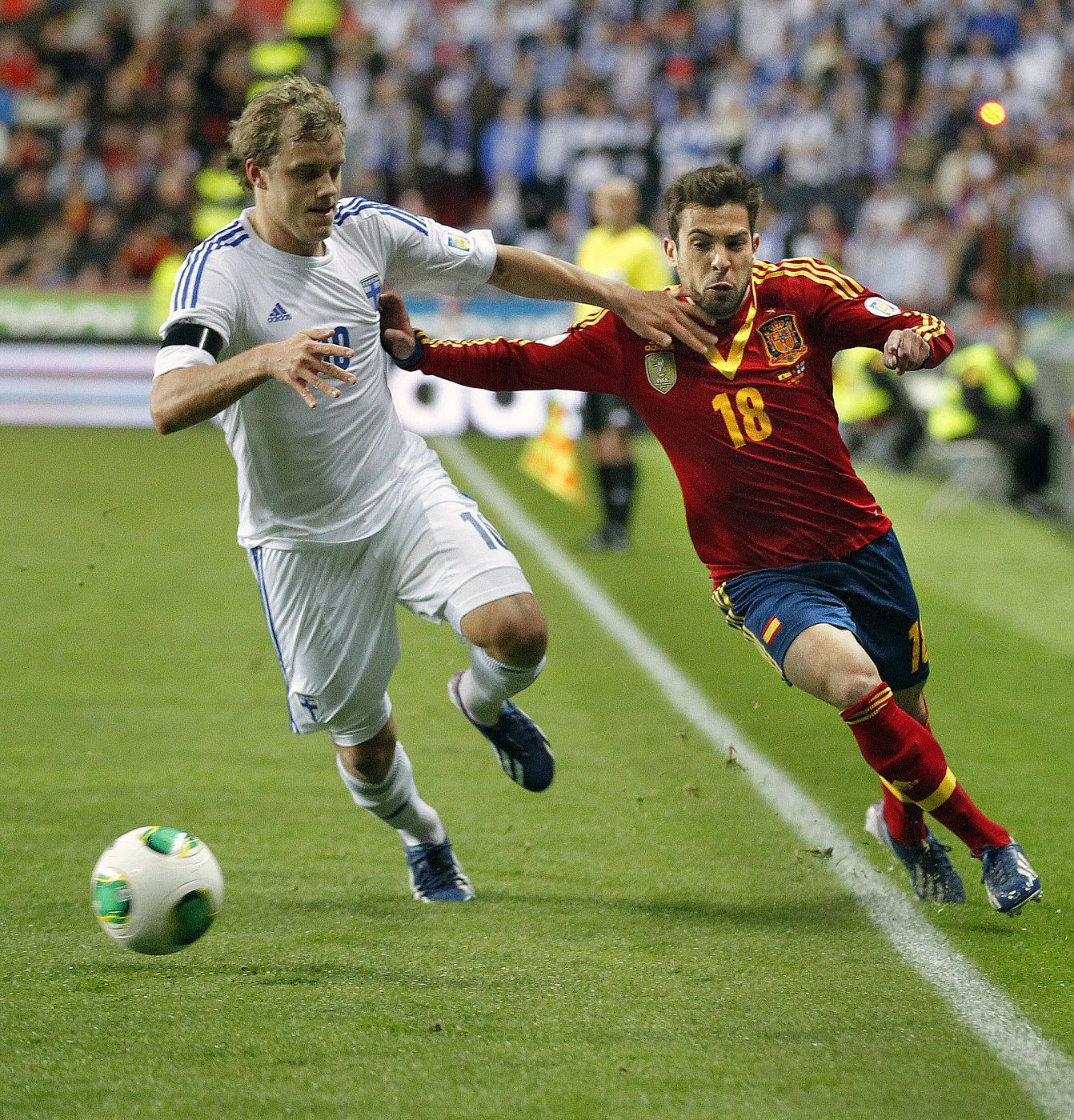 El defensa de la selección española Jordi Alba, en el partido contra Finlandia.