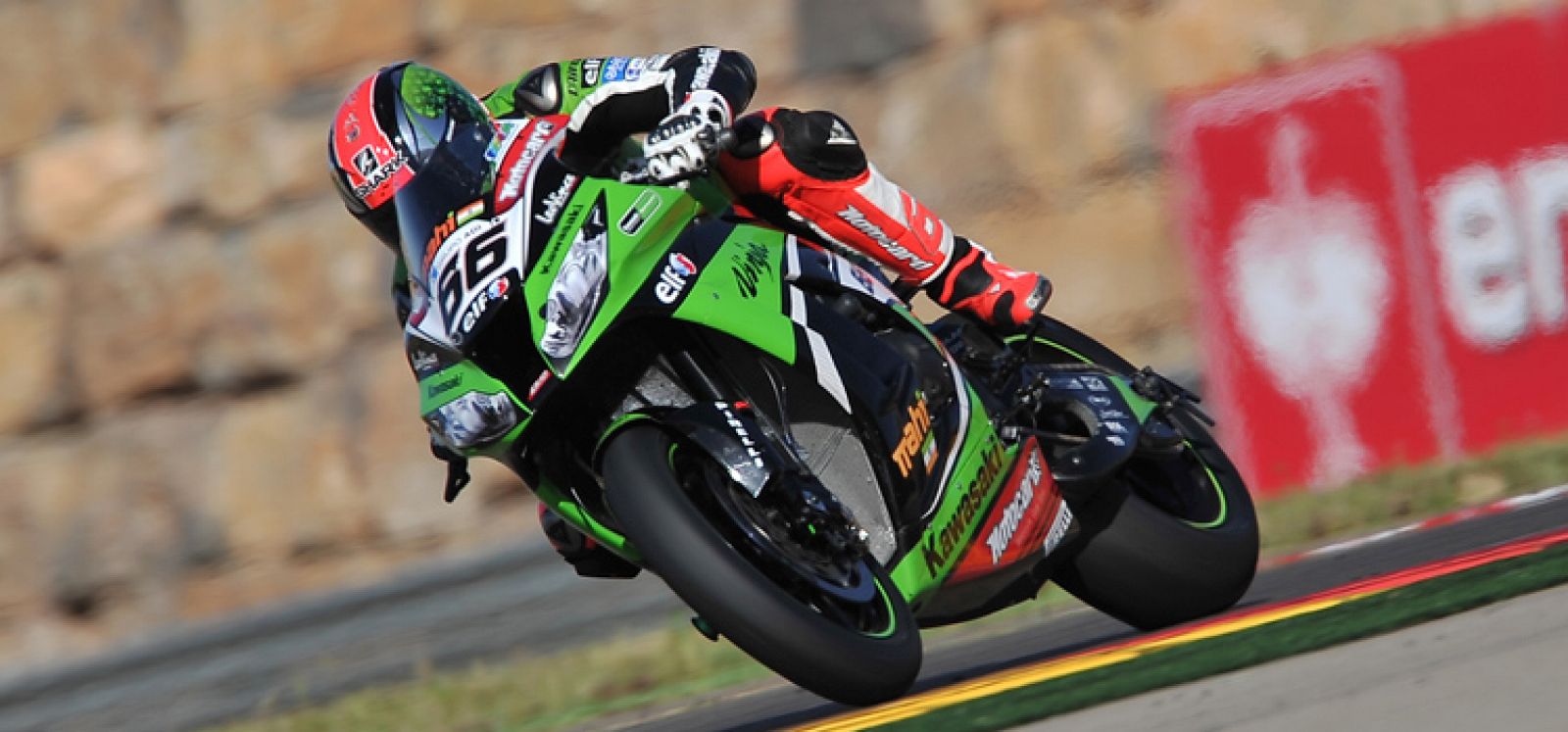 Sykes logra la 'Superpole' en MotorLand Aragón