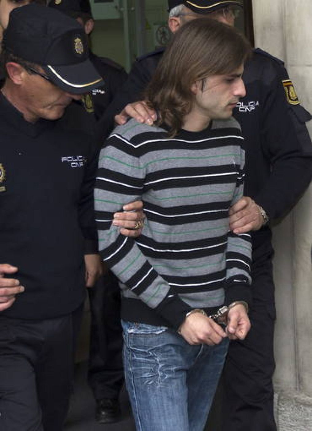 CARCAÑO COMPARECE ANTE EL JUEZ CON FUERTE PROTECCIÓN POLICIAL