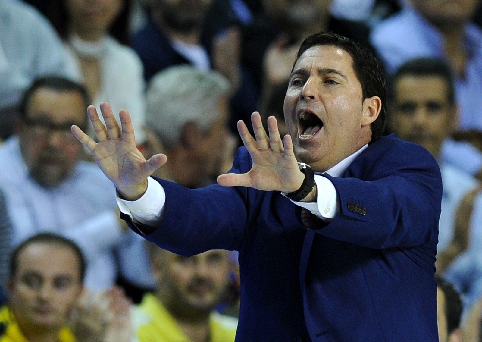 El entrenador del Barcelona Regal, Xavi Pascual