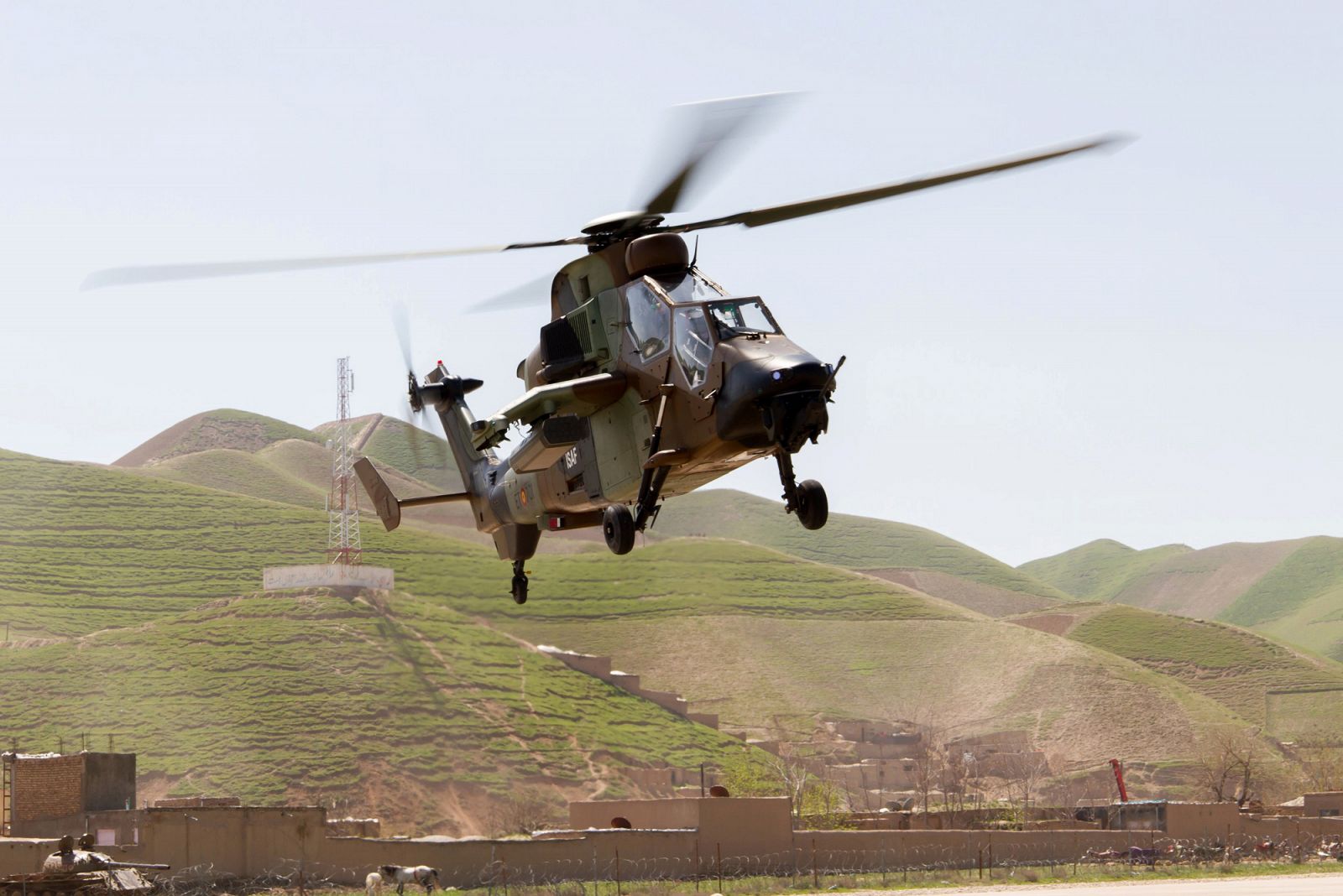 El helicóptero Tigre es fruto de la cooperación internacional española y se fabrica en nuestro país.