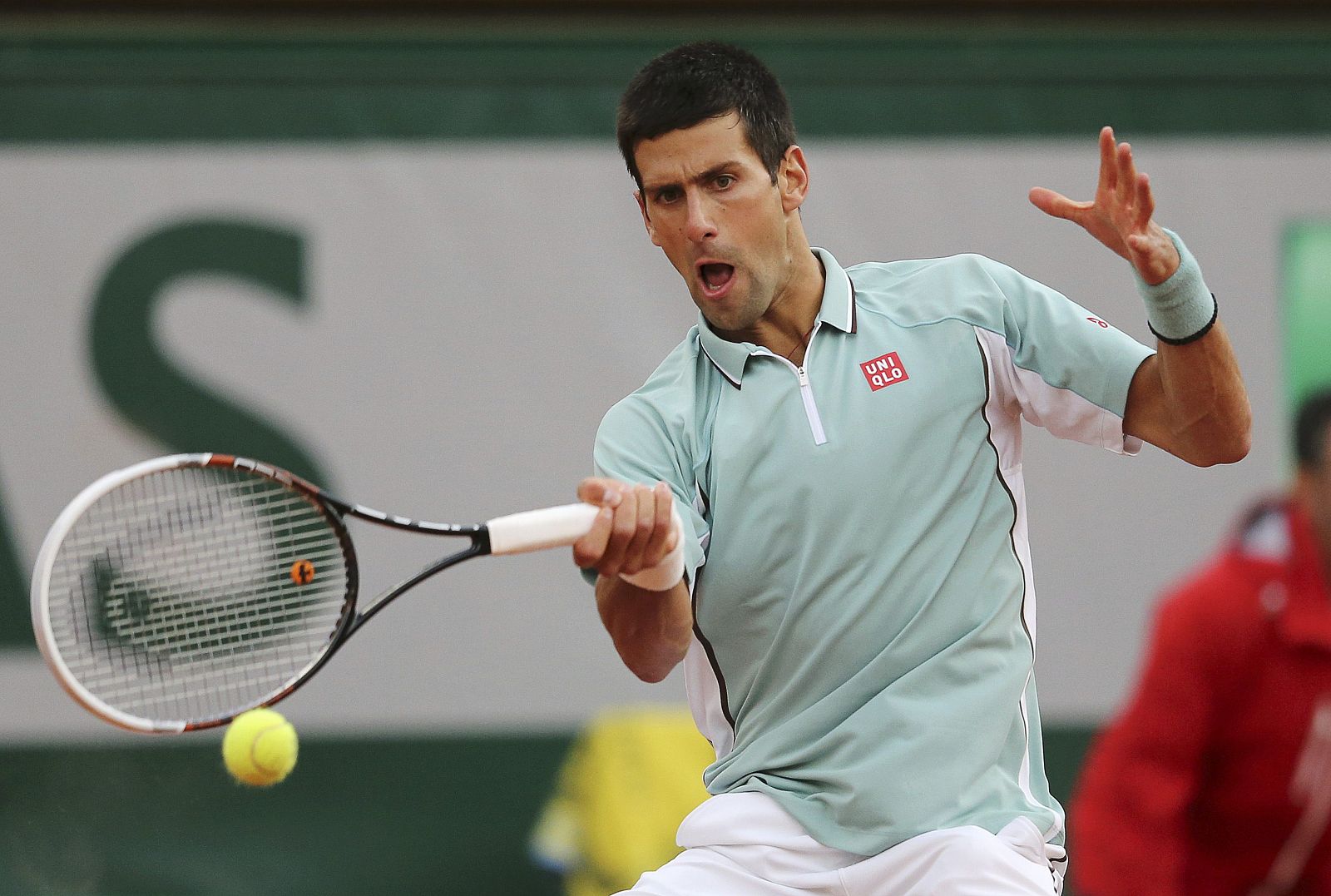 Djokovic gana en primera ronda de Roland Garros