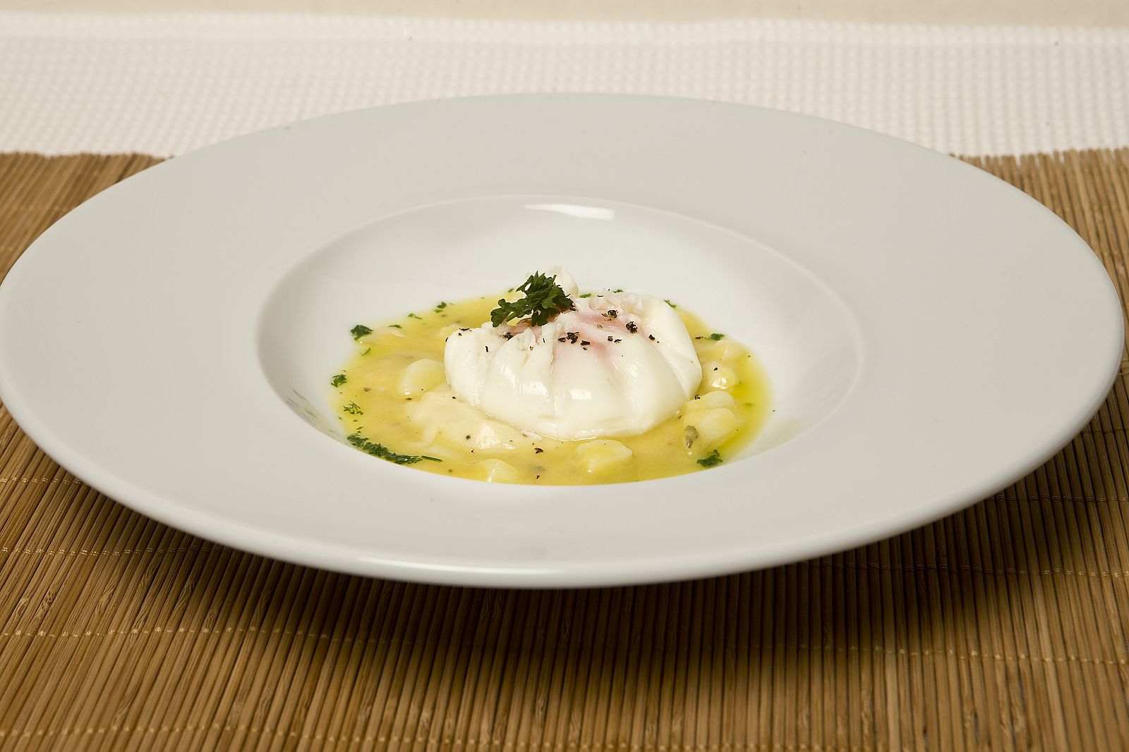 MasterChef - Huevo escalfado con bacalao al pil pil