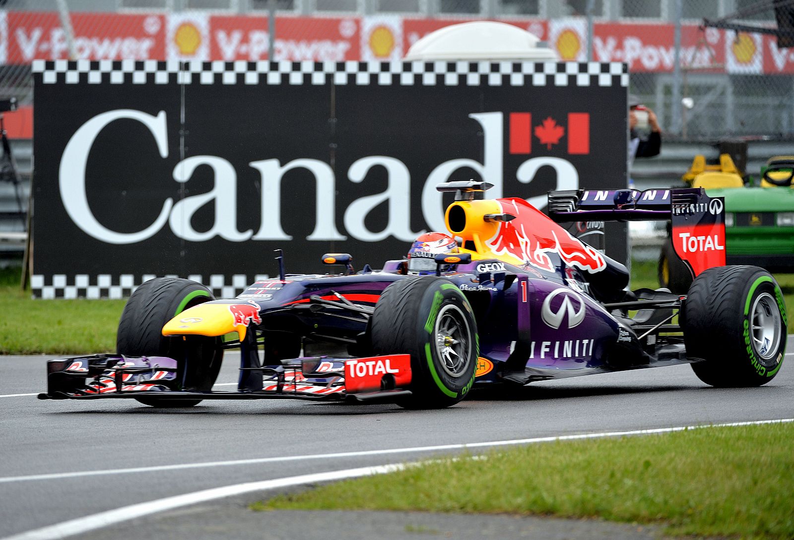 Sebastian Vettel saldrá desde la 'pole' en el circuito Gilles Villeneuve de Montreal.