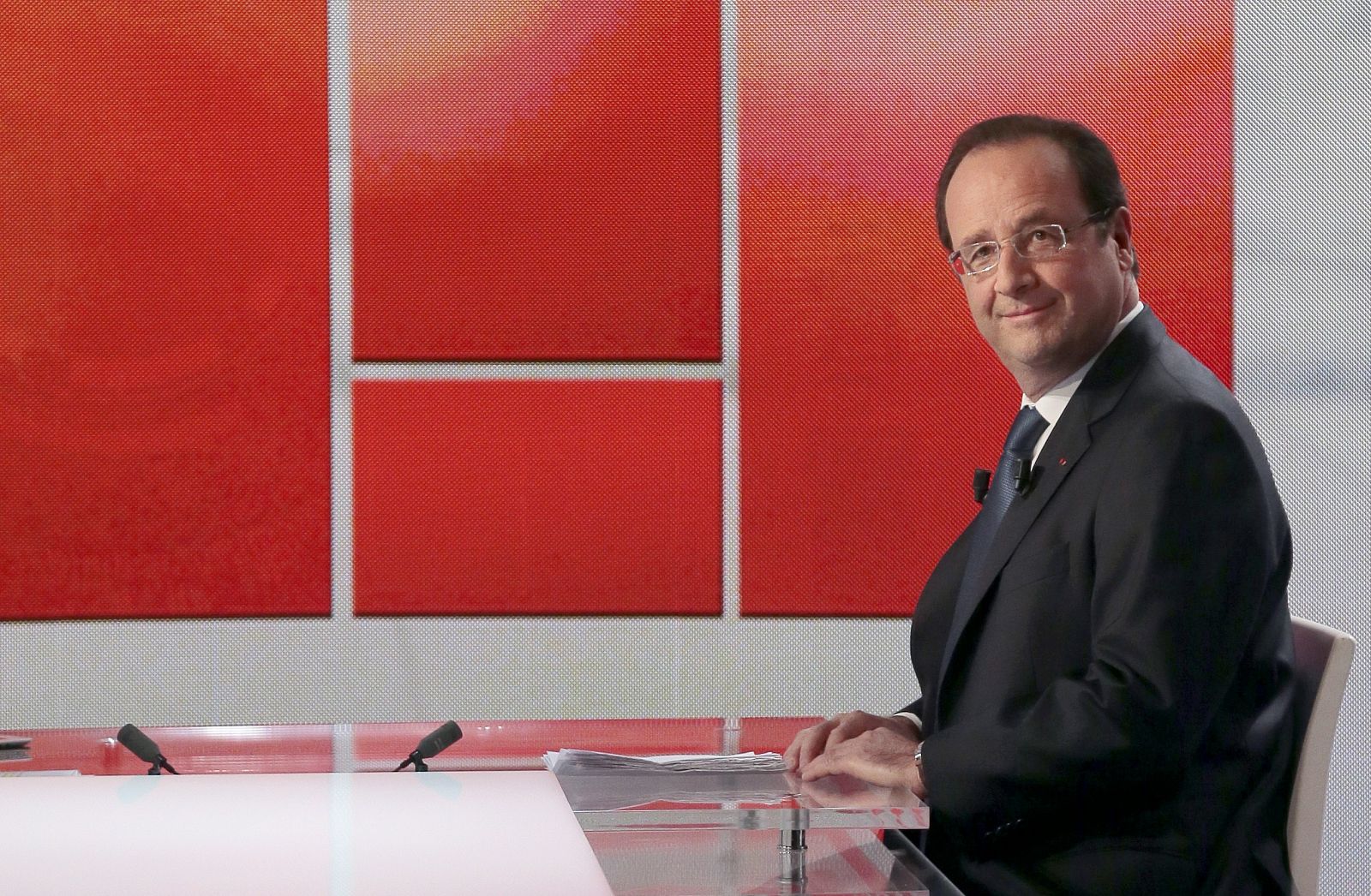 El presidente francés, François Hollande, durante una entrevista en la televisión francesa