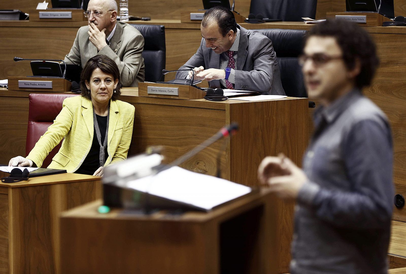 La presidenta del Gobierno de Navarra, Yolanda Barcina, en un pleno del Parlamento foral.