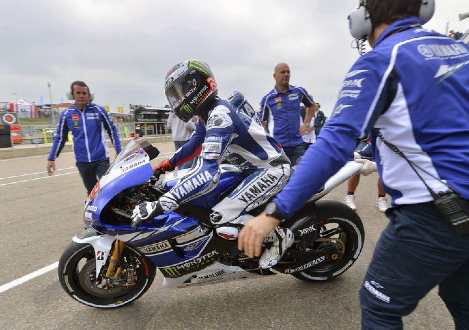 Jorge Lorenzo (Yamaha YZR M 1) durante una sesión de entrenamientos libres en Sachsenring.