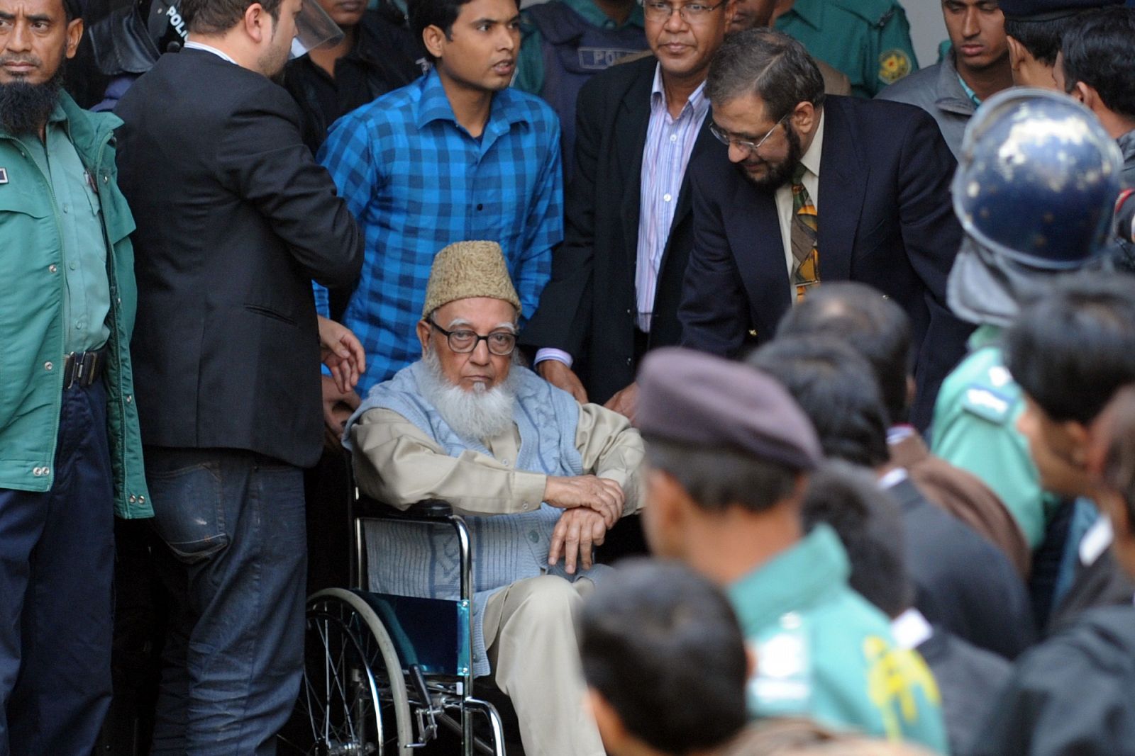 El histórico líder islamista Ghulam Azam, en una comparecencia en 2012 ante el tribunal que le ha condenado.